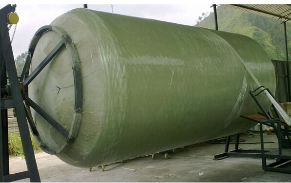 機(jī)械纏繞玻璃鋼化糞池